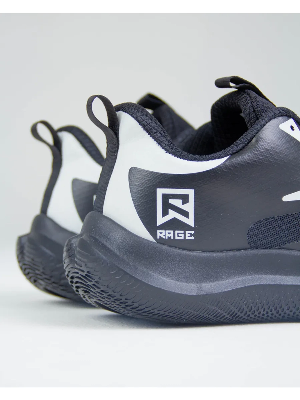 Сетчатые дышащие кроссовки с двойной амортизацией