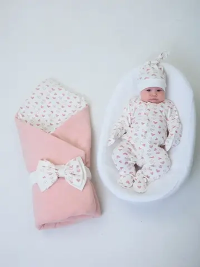 Конверт на выписку осень c костюмом