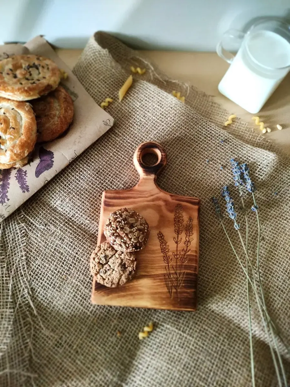 Доска разделочная из дерева сервировочная