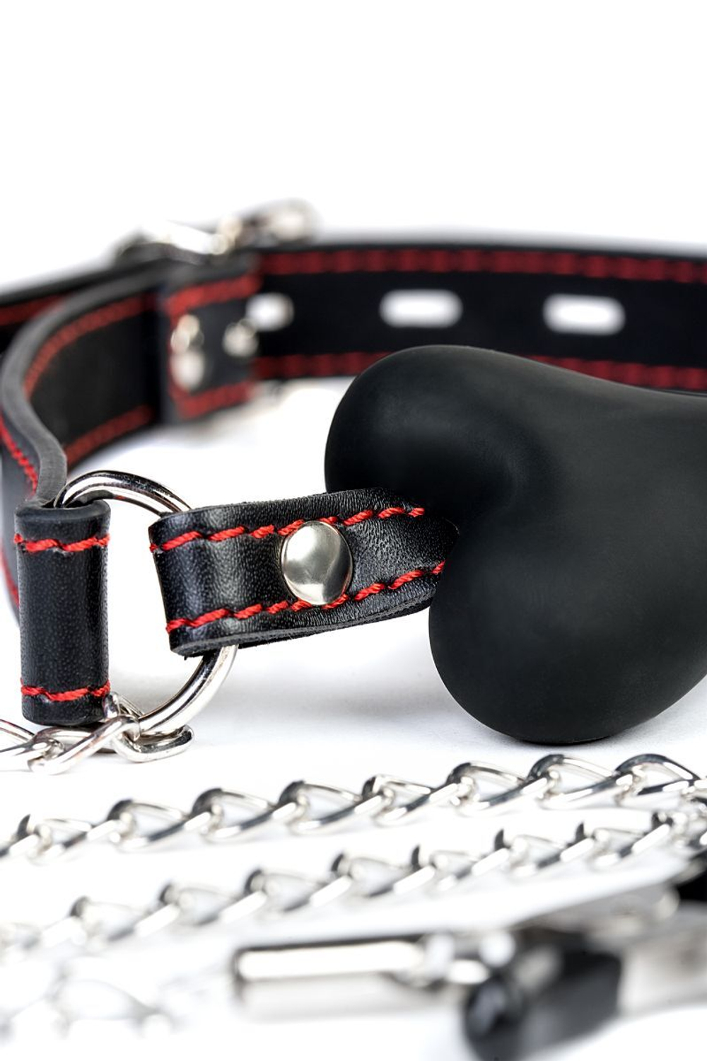 Черный кляп-трензель Theatre в виде косточки с зажимами для сосков (Цвет: черный)