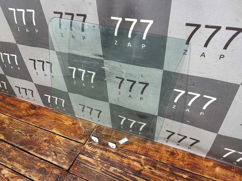 Стекло двери задней левой Tank 300 20-нв Б/У Оригинал 6203101XKM14A