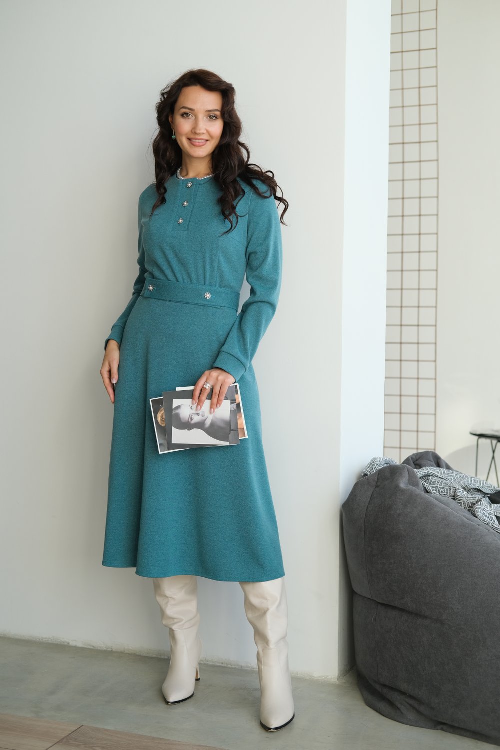 Платье из трикотажа с карманами