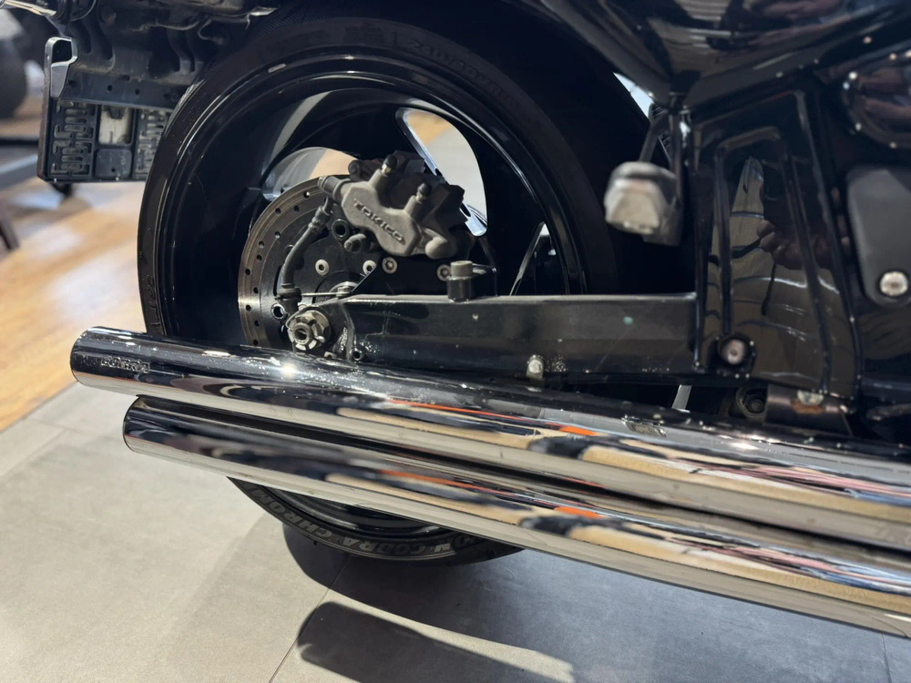 Suzuki Boulevard M109R