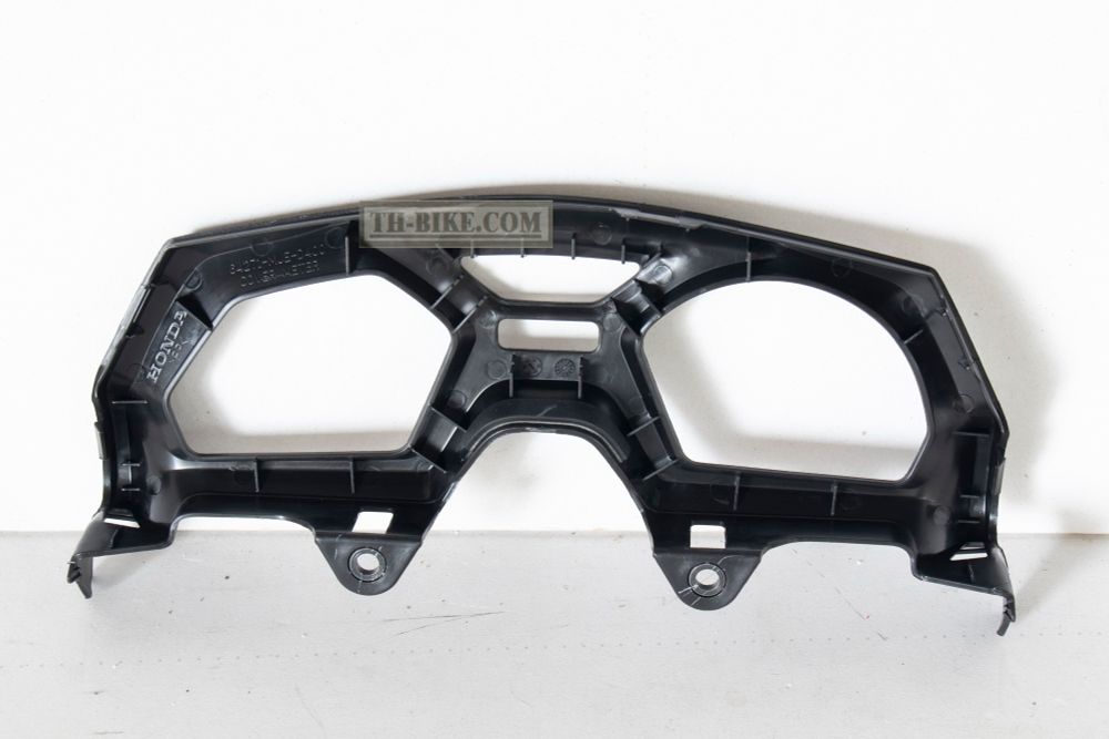 64270-MJE-D40. COVER ASSY., METER. CB650F