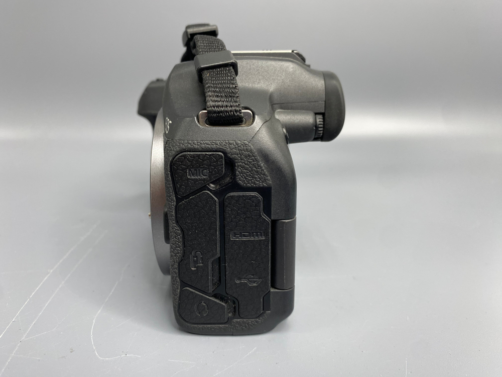 Canon EOS R7 Body 60.000 кадров