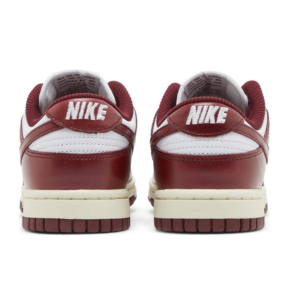 DUNK LOW WMNS PREMIUM "Vintage Red"