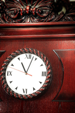 Киевница "Неаполь" К-21 с часами ясень мдф