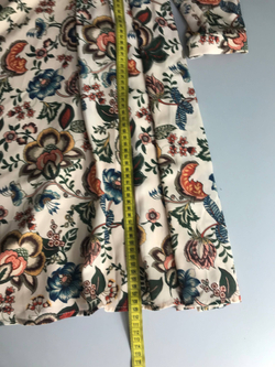 Платье Serginnetti красивой расцветки, визуально на 48 размер