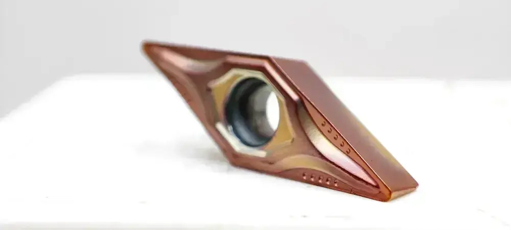 Пластина VBMT110304 LF6118 DESKAR 1 штука