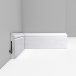 Плинтус напольный Decomaster D005-70 79х13х2400мм