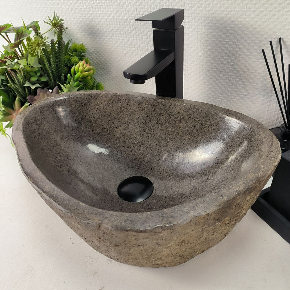Раковина из речного камня RS-64943 45*32*15 0856