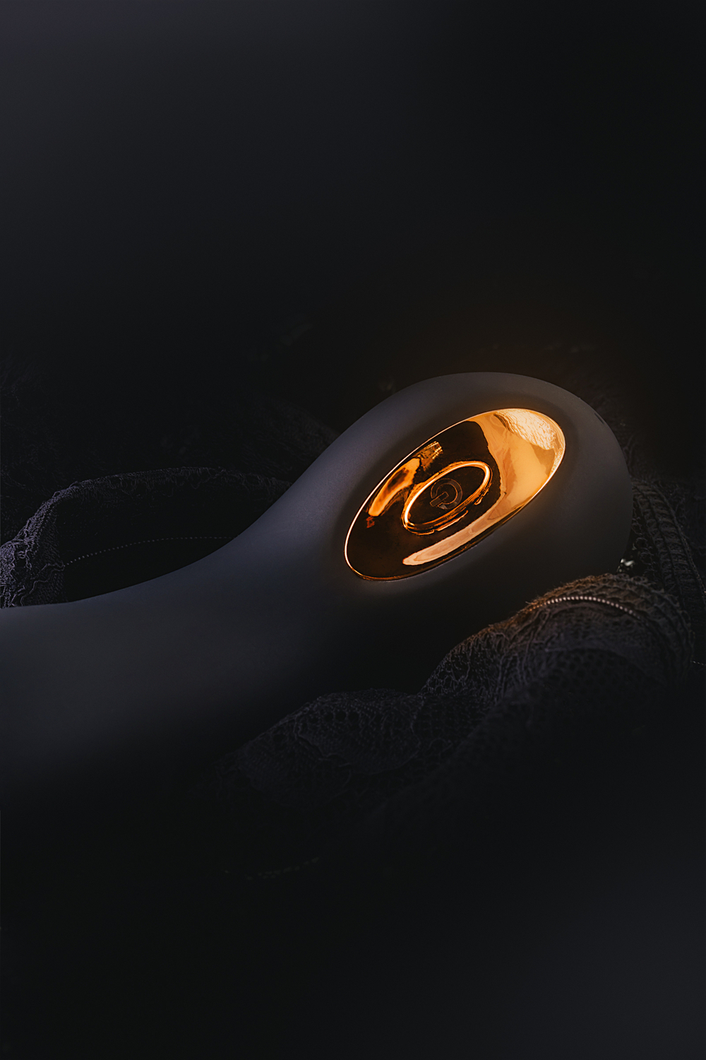 Вибратор для стимуляции точки G Waname Cascade черный 15 см