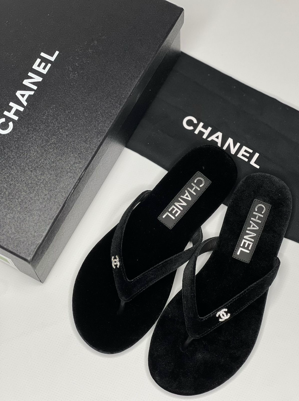 Шлепанцы Chanel
