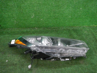 Фара правая Toyota Highlander 3 U50 (2016-2019) галоген