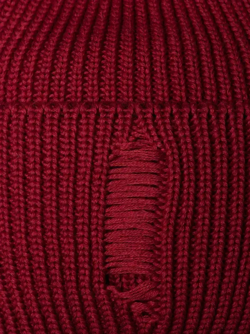 Шапка женская на осень рваная