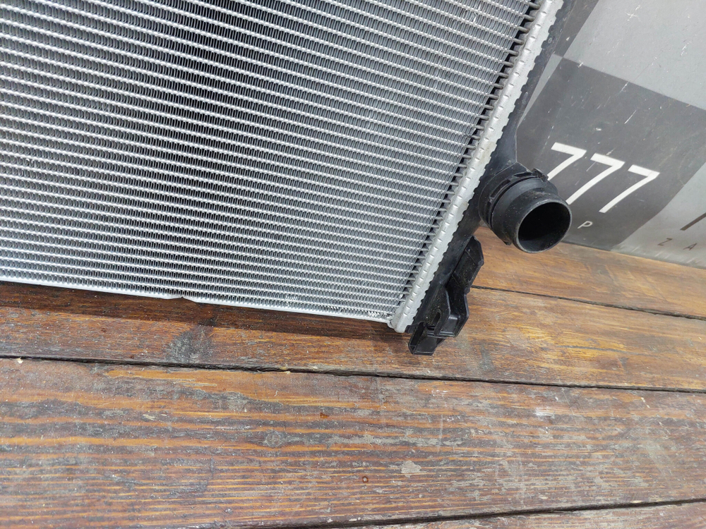 Радиатор двигателя Mercedes GLS (X167) G (W463) Б/У Оригинал A1675006201