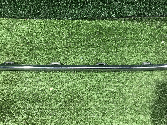 Молдинг решетки радиатора Ford Tourneo Custom (2017-н.в.)