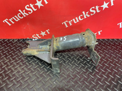 Кронштейн усилителя бампера правый