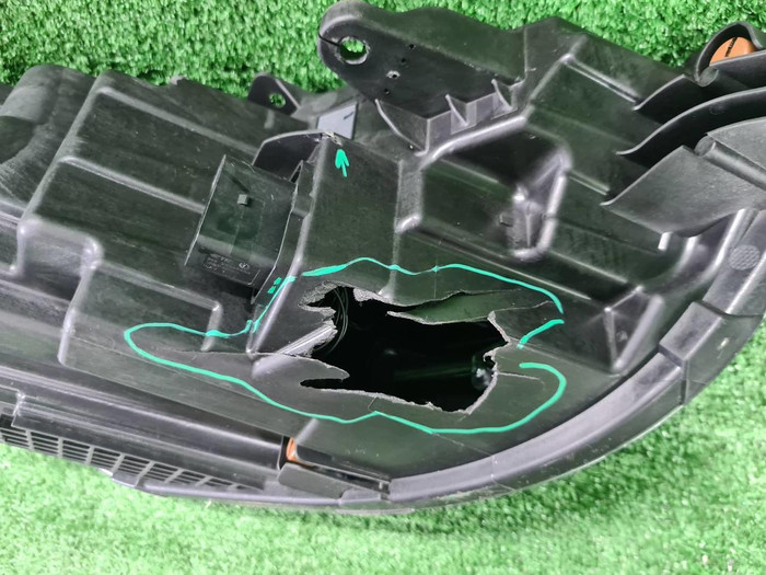 Фара левая Chery Tiggo 8 Pro Max (2022-н.в.) LED