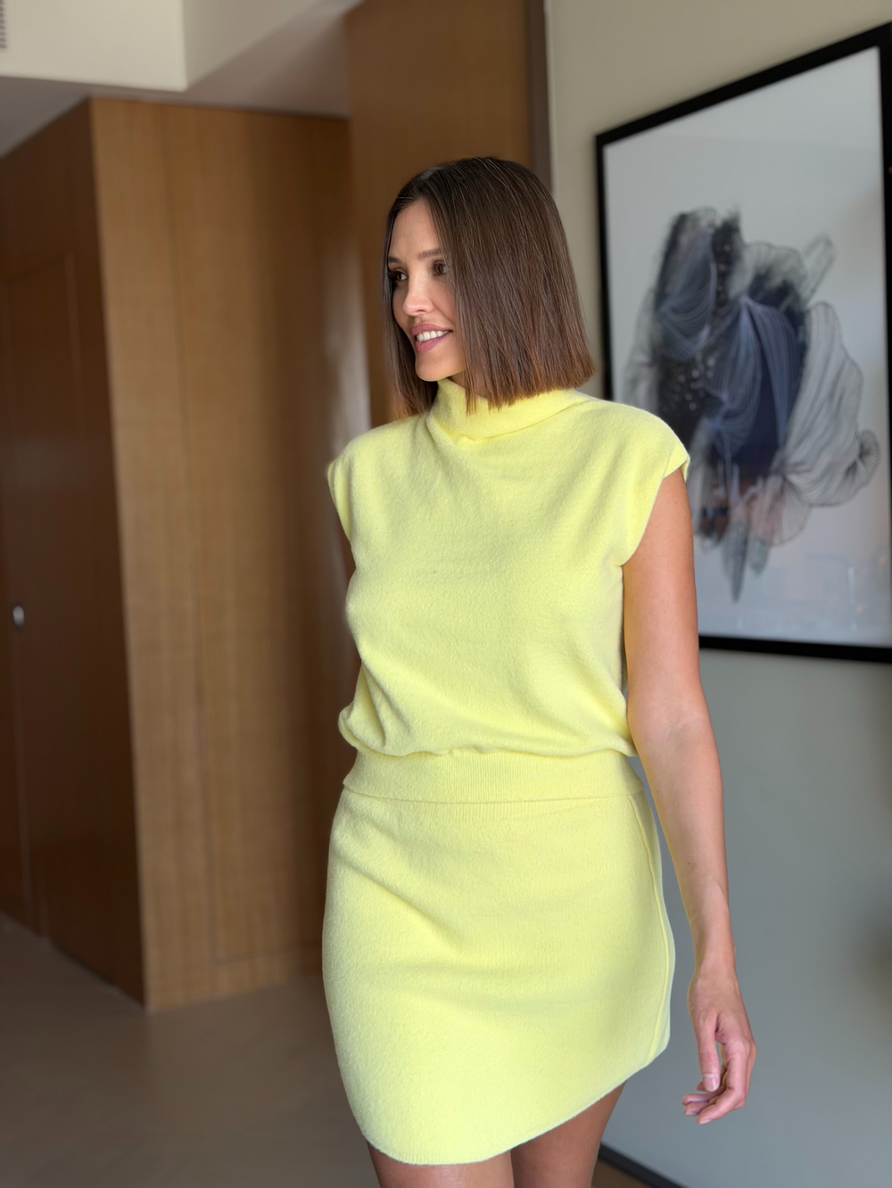 ПРЕДЗАКАЗ, получаем 15 марта, кофта из нейлона в желтом цвете