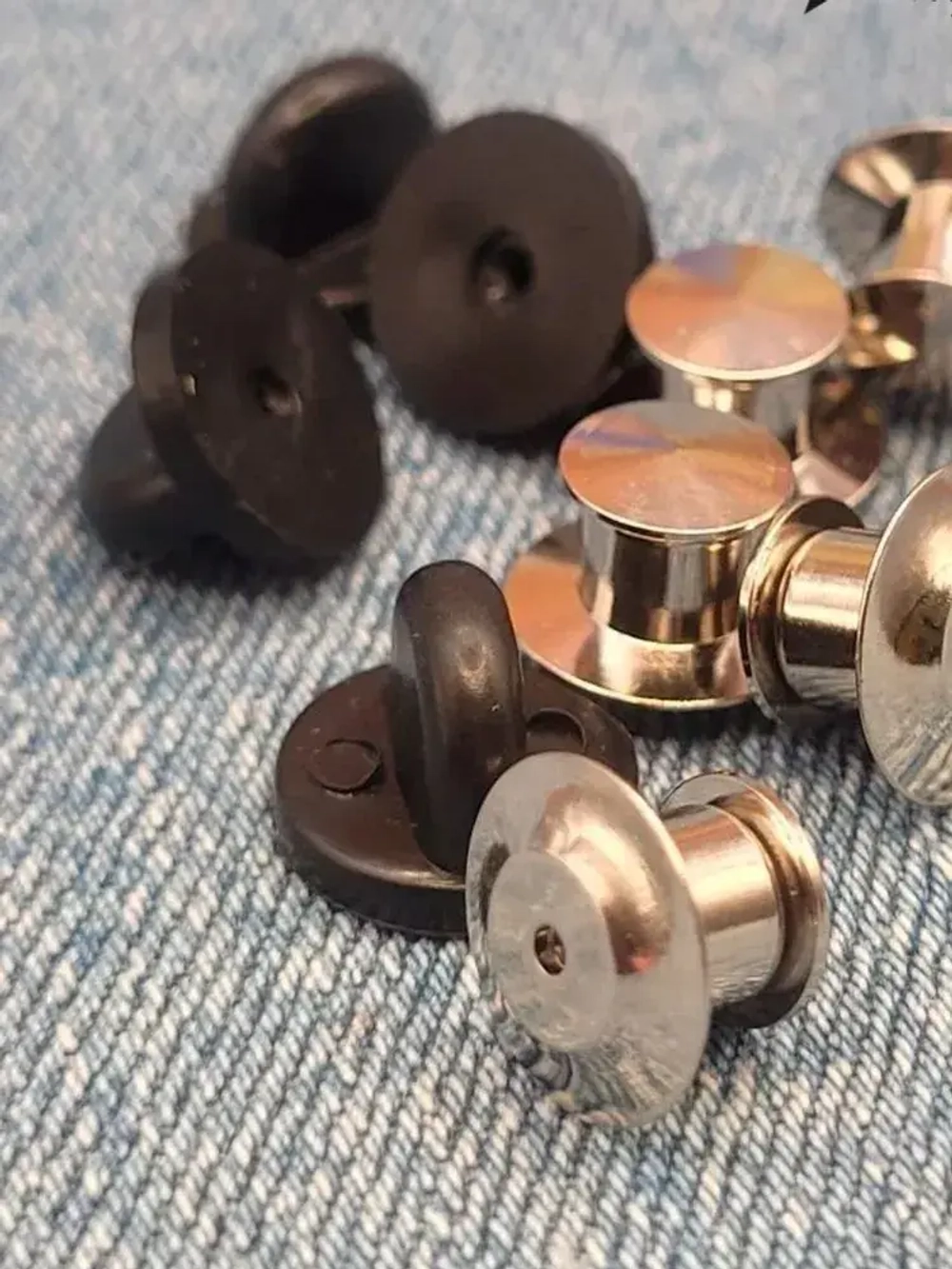 Набор креплений для металлических значков пинов