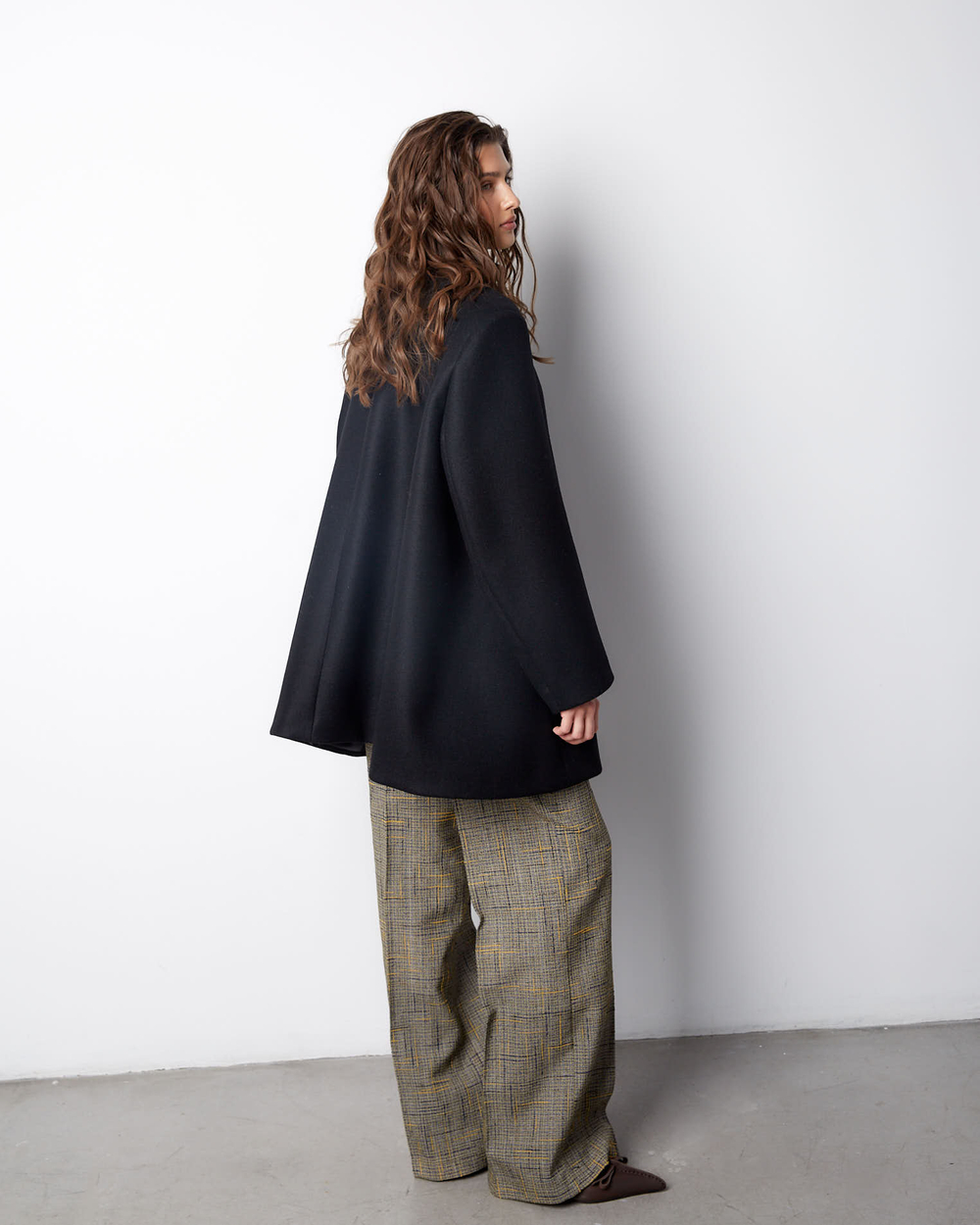 Пальто с асимметричным низом из шерсти Гуччи черный