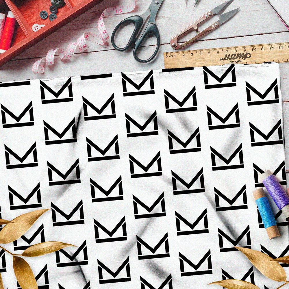 Ткань сатин стильный чёрный узор на бежевом фоне