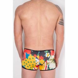 Мужские трусы хипсы с разноцветным принтом и черной окантовкой Cosmos Colors FR30_BRY