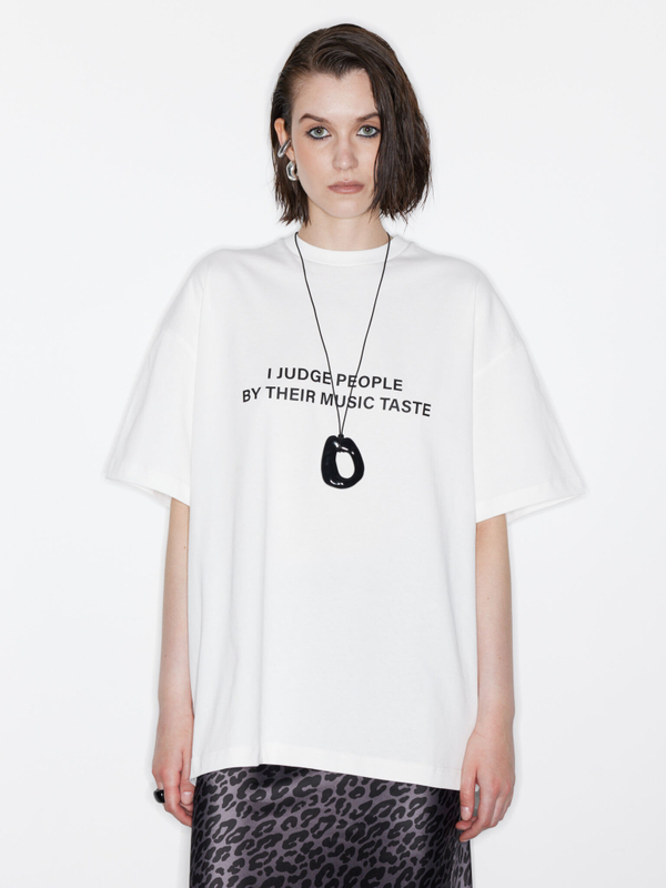 Футболка Judge, молочная