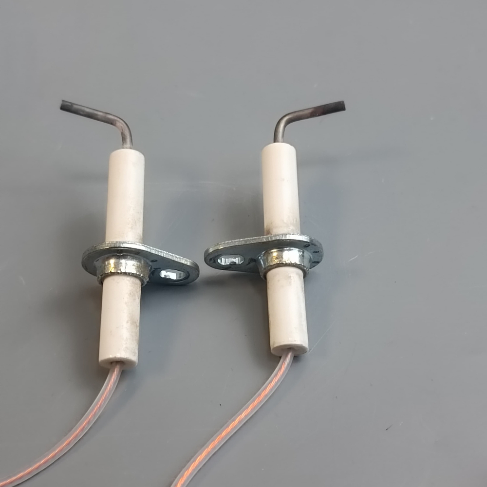 Б/У Электрод розжига и ионизации для котлов HERMANN Micra 2, Habitat 2 - комплект 2 шт. арт. 55004012, 55004017