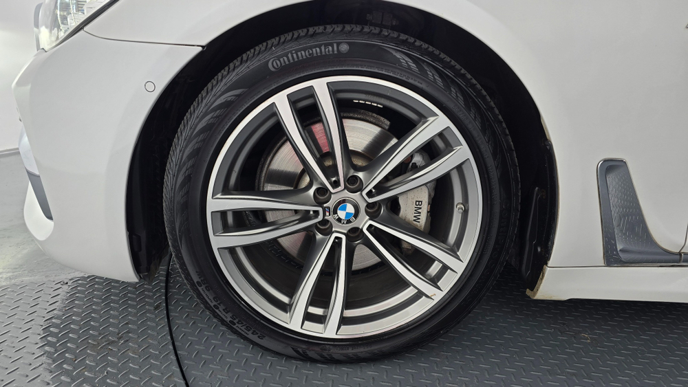 BMW 7 серии (G11) 730d xDrive M Sport