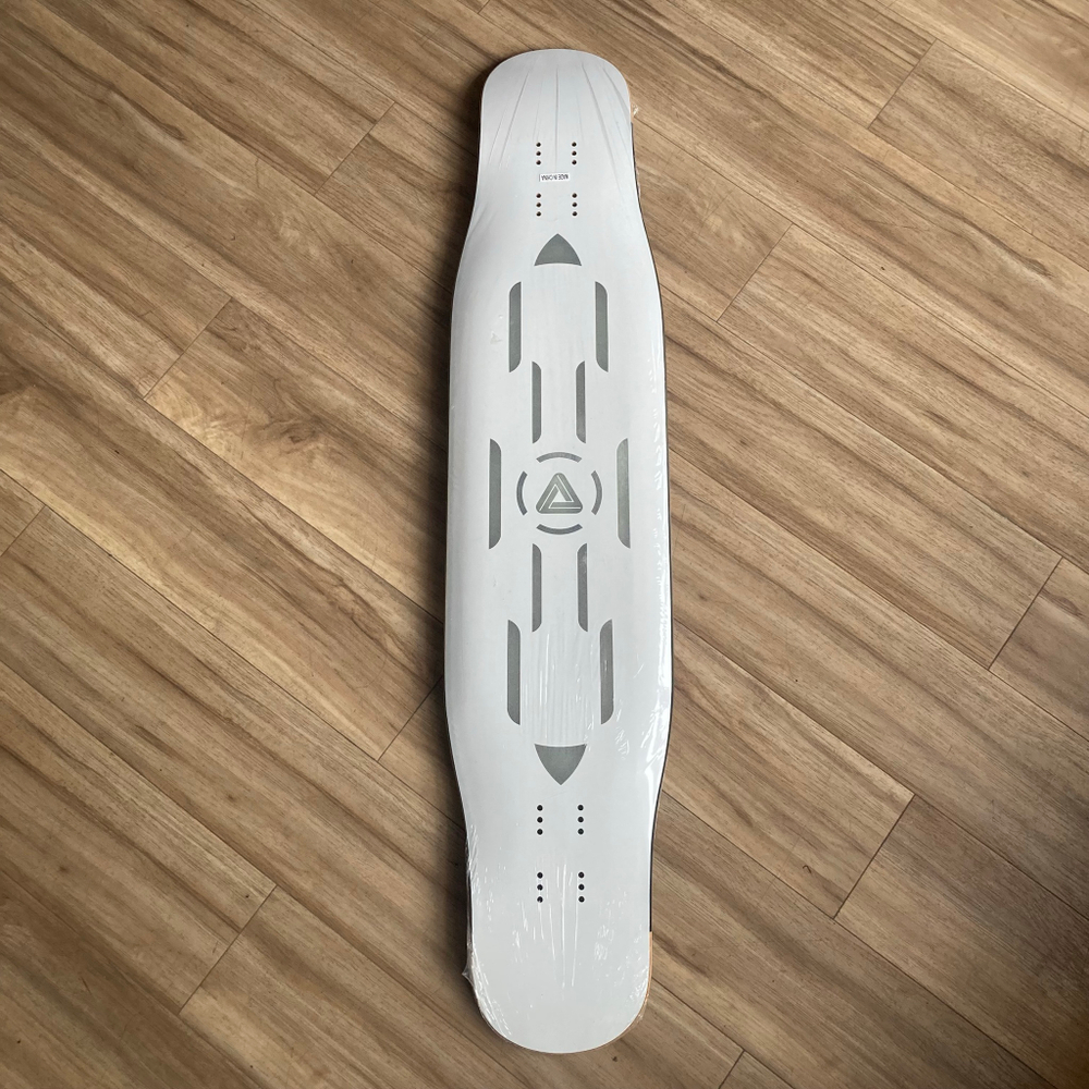 Дека Travelol NBF Hollow Deck 43.5 White