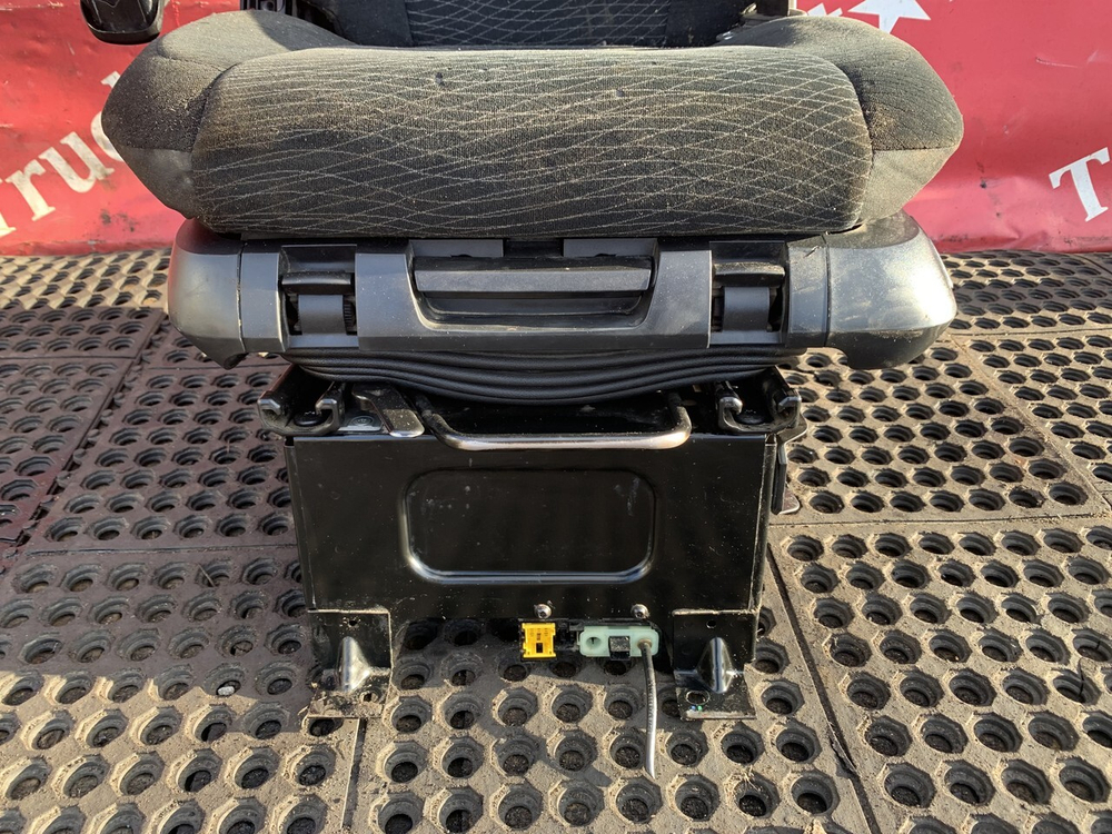 Сиденье пассажирское механическое 2023г