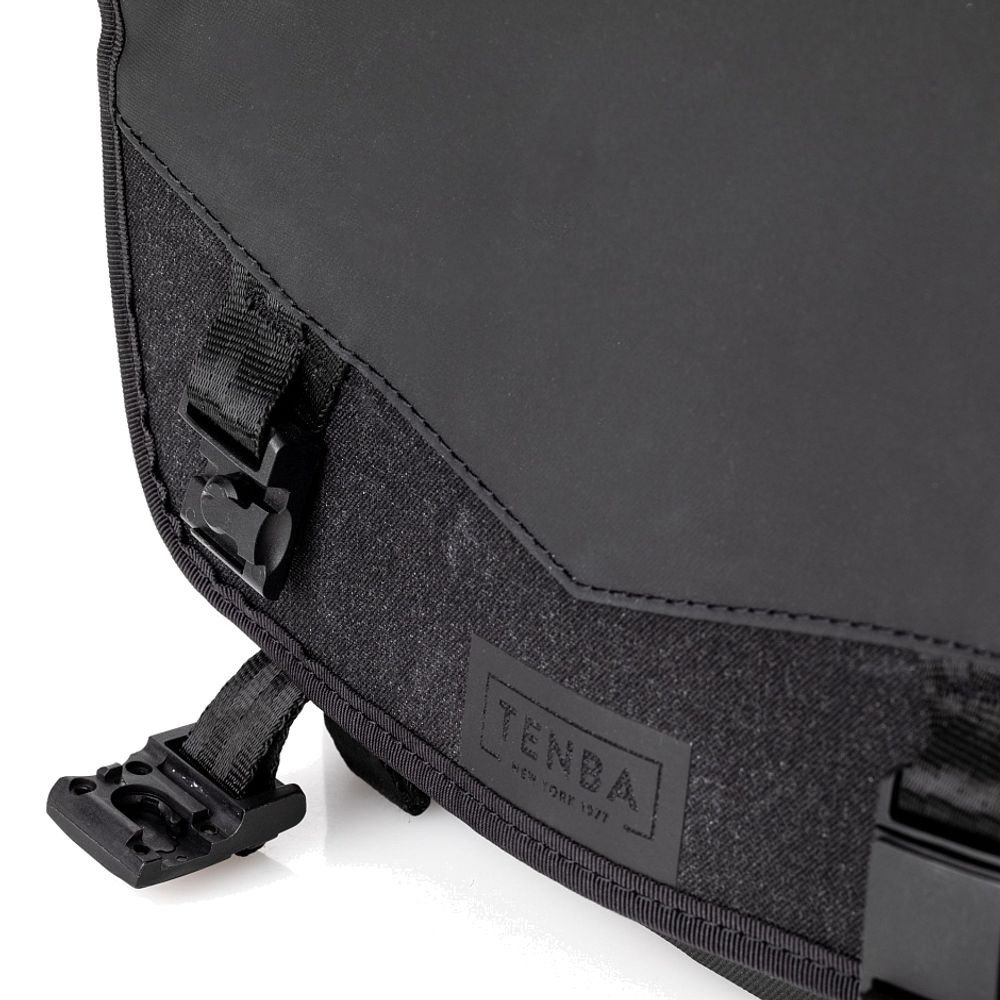Tenba DNA Messenger 16 DSLR Black