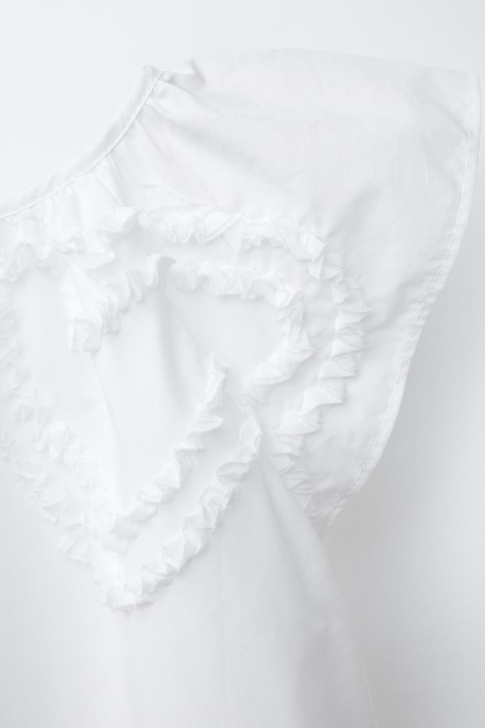 ZARA ПЛАТЬЕ С ВЫШИВКОЙ, БЕЛЫЙ