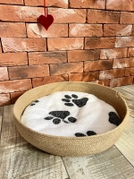 Лежанка плетёная для кошек из джута