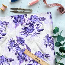 Ткань муслин фиолетовые цветы, нарисованные акварелью