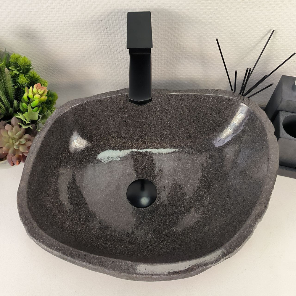 Раковина из речного камня RS-64911 47*38*15 0856