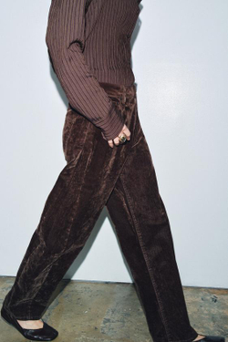 ZARA ДЖИНСЫ BALLOON-FIT С ВЫСОКОЙ ПОСАДКОЙ И ФЛОКИРОВАНИЕМ — ZW COLLECTION, КОРИЧНЕВЫЙ