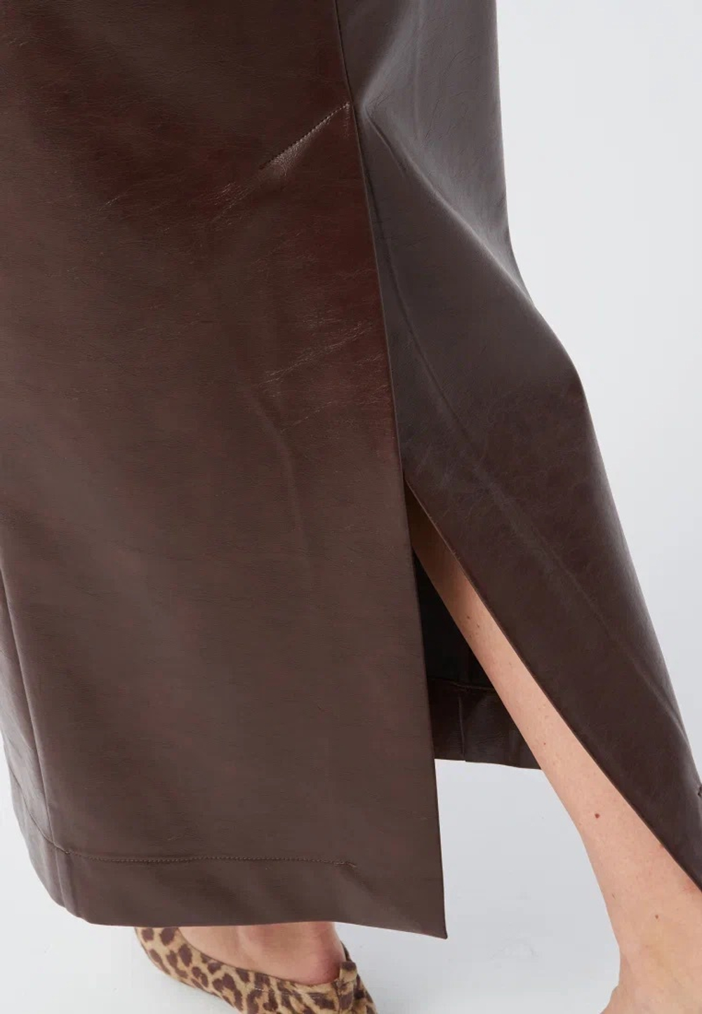 Юбка миди из экокожи