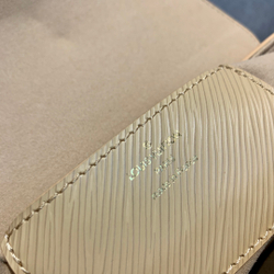 Louis Vuitton Twist MM