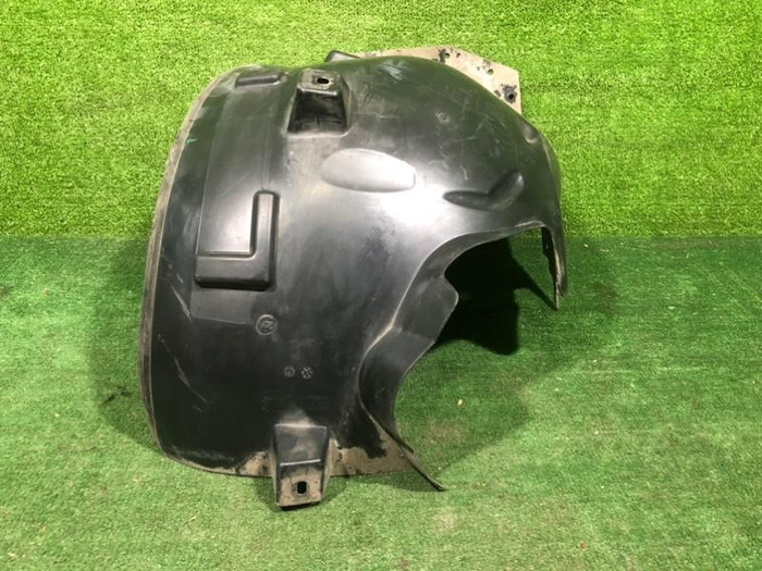 Подкрылок передний правый Mercedes M GLE W166 (2011-2018)