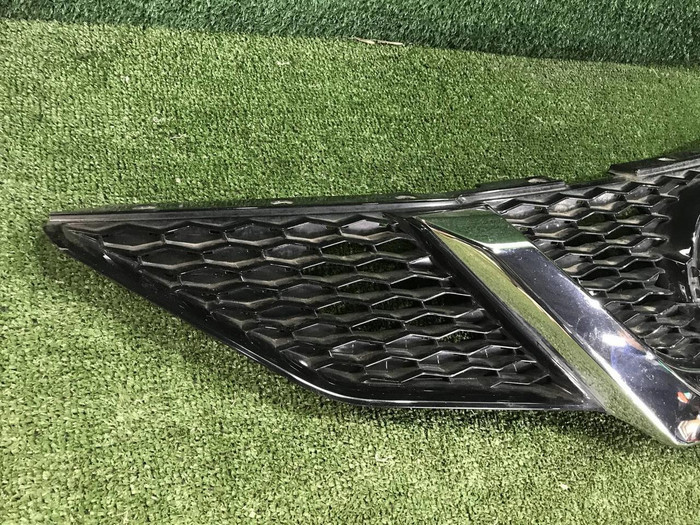 Решетка радиатора Nissan Qashqai J11 (2013-2019)