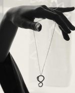 Колье Восьмерка на шнурке