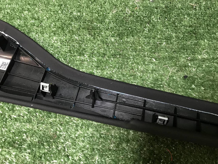 Накладка салона левая LR Discovery Sport (19-нв)