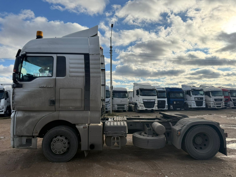 SITRAK C7H 4x2 Седельный тягач ZZ4186V391HE (Дизельный, 12,4 л, 480 л.с., МТ)