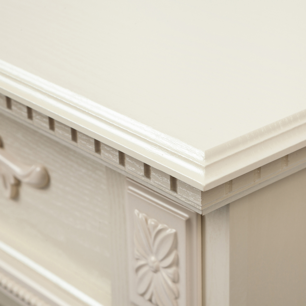 Каминокомплект Real Flame Lilian WT с очагом Majestic Lux Brass