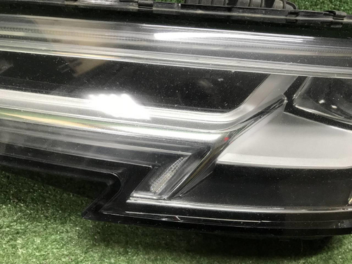 Фара левая Audi A4 B9 (2015-2020) LED