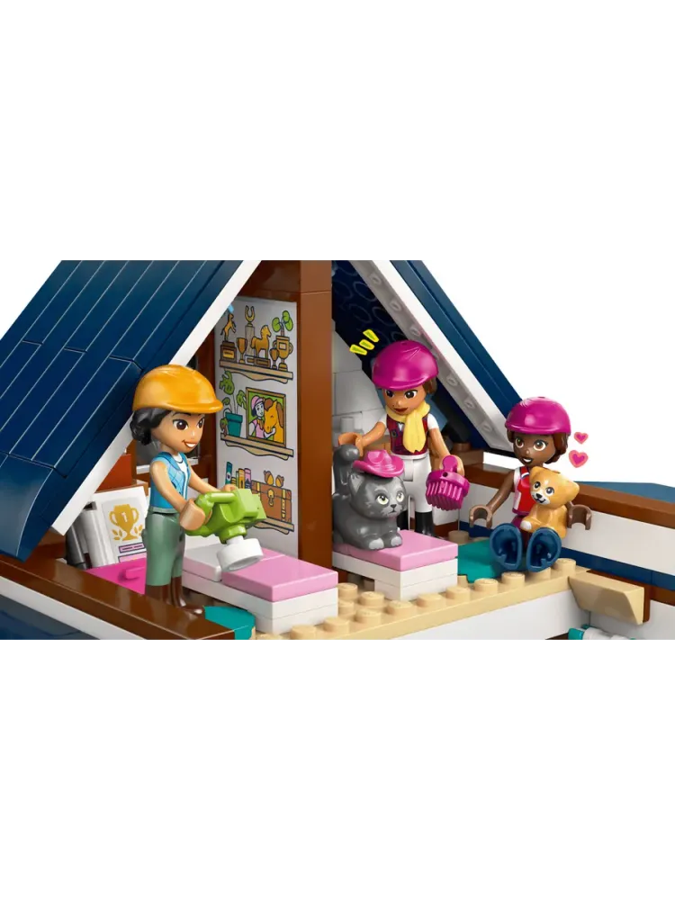 Конструктор Friends 42688 Конюшня и школа верховой езды