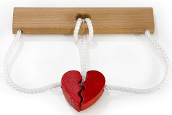 Головоломка Broken Heart